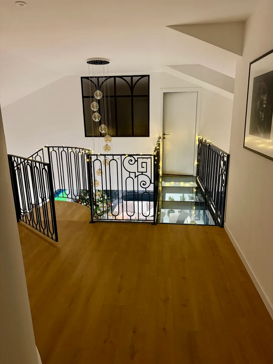 Garde-corps de mezzanine en acier, espace ouvert, L'Art de Faire
