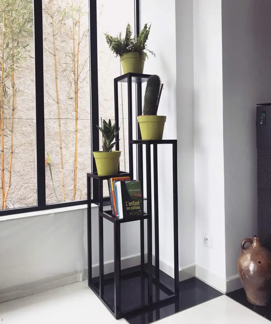 Sellette à plantes en métal noir à plusieurs niveaux, mobilier L'Art de Faire